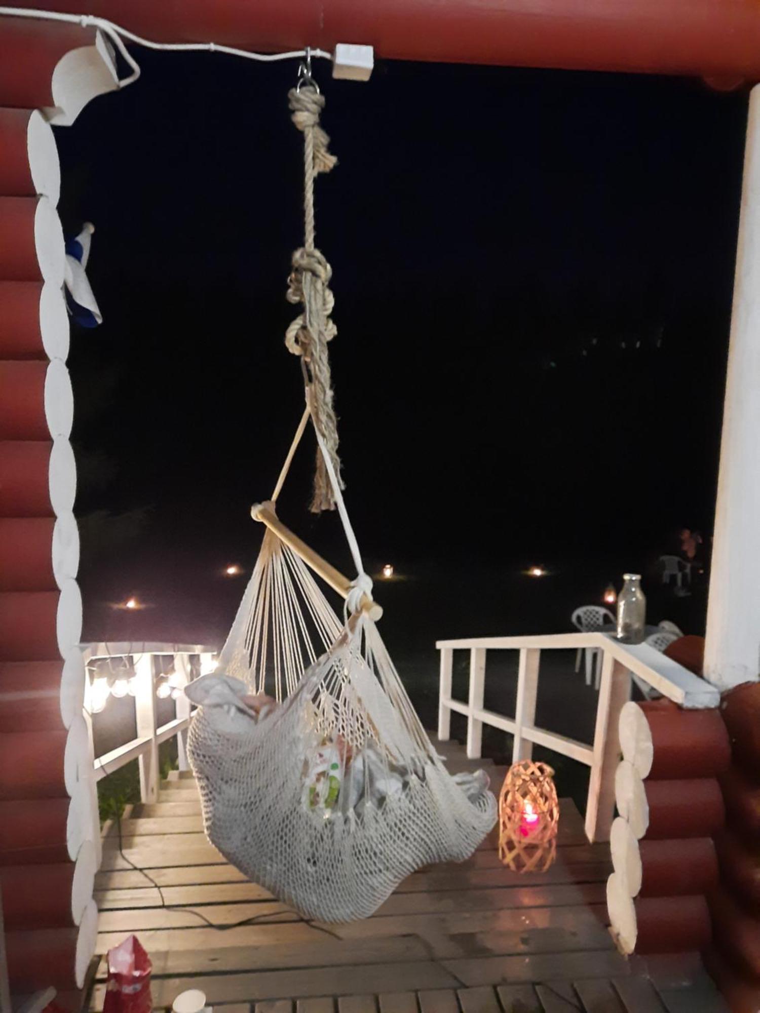 Lapin Villa Hiisi Joen Rannalla Рануа Стая снимка